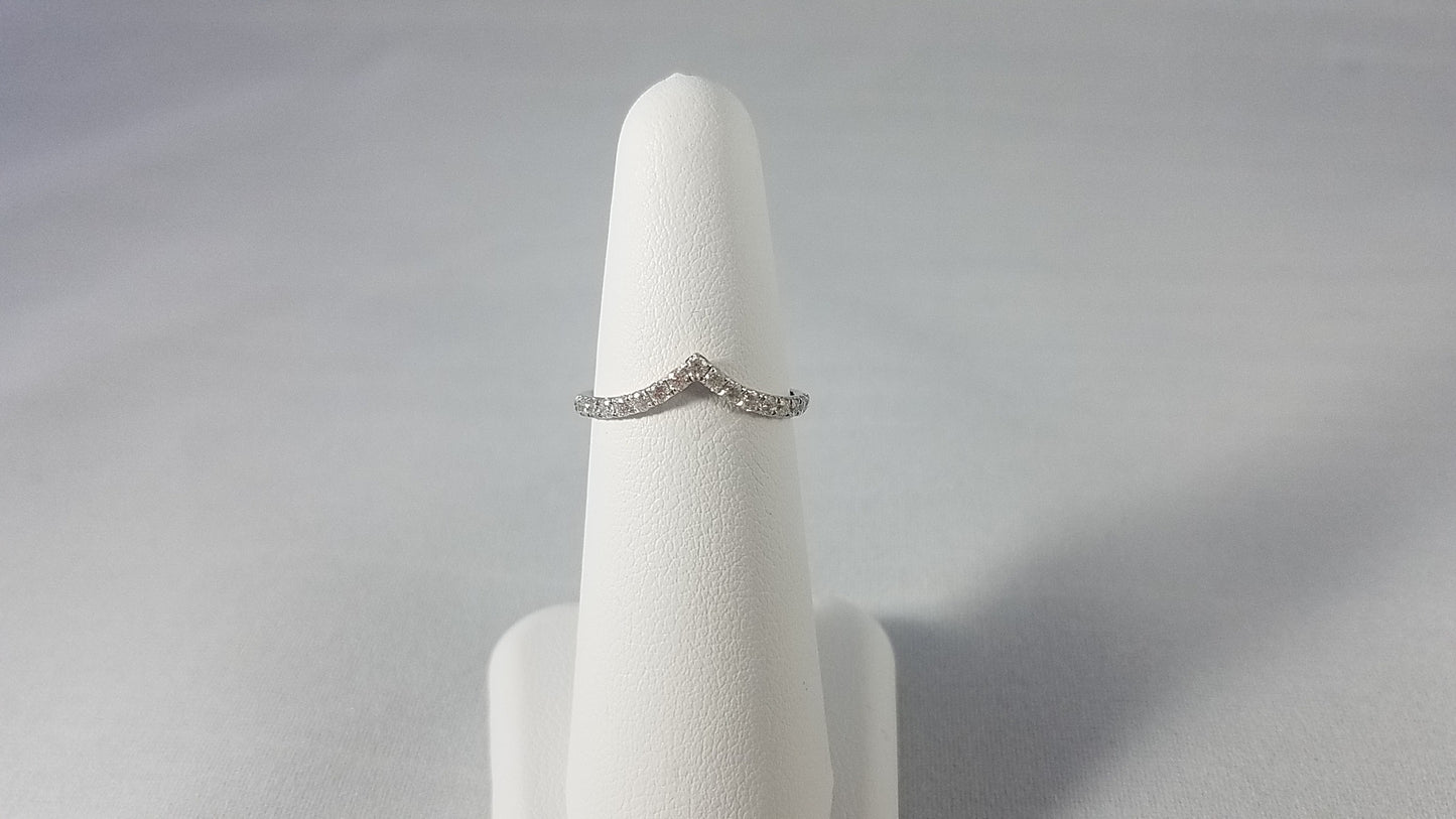 Chevron Diamond Band