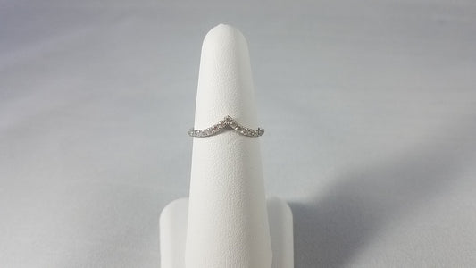 Chevron Diamond Band